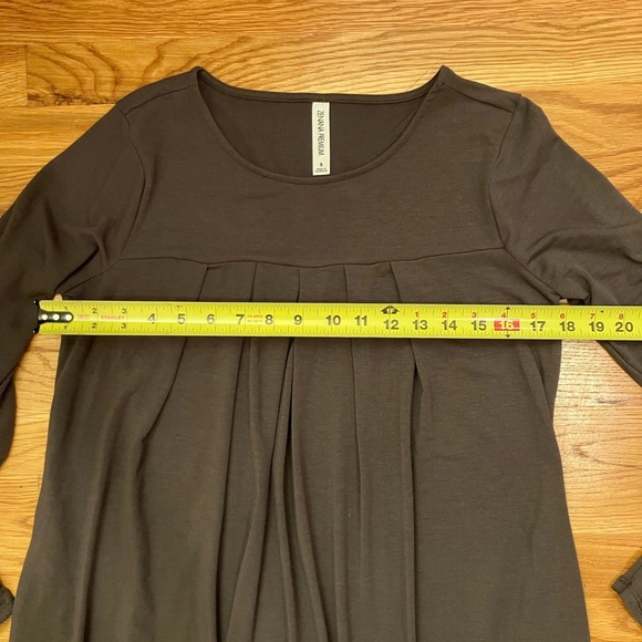 New without tags. Zenanna small top. - Picture 11 of 12